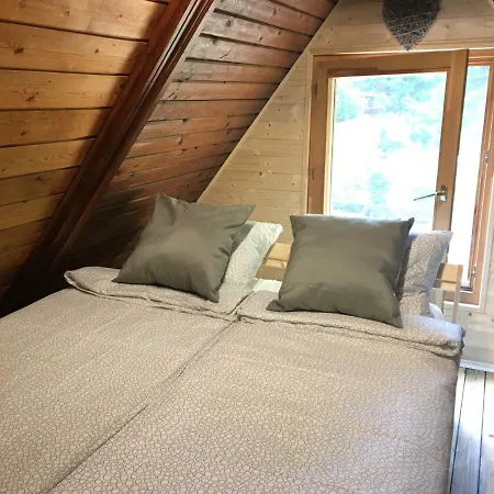 Erdo Kapitanya Vendeghaz Case de vacanță