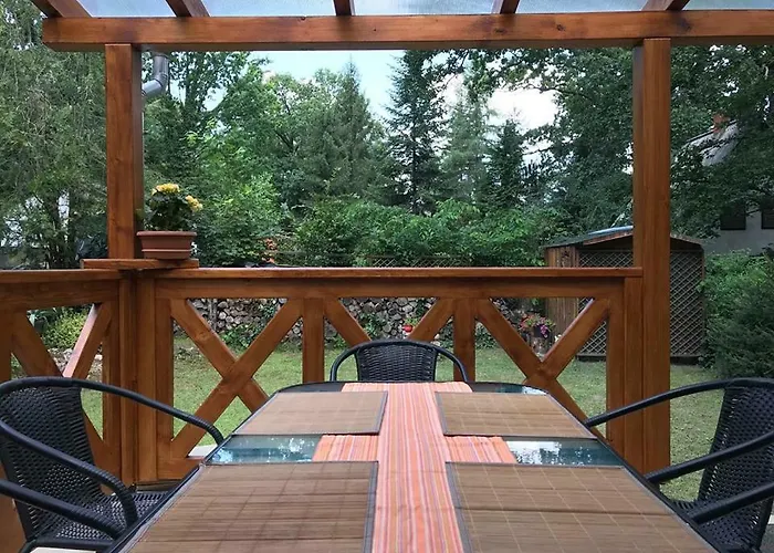 Erdo Kapitanya Vendeghaz * Tata